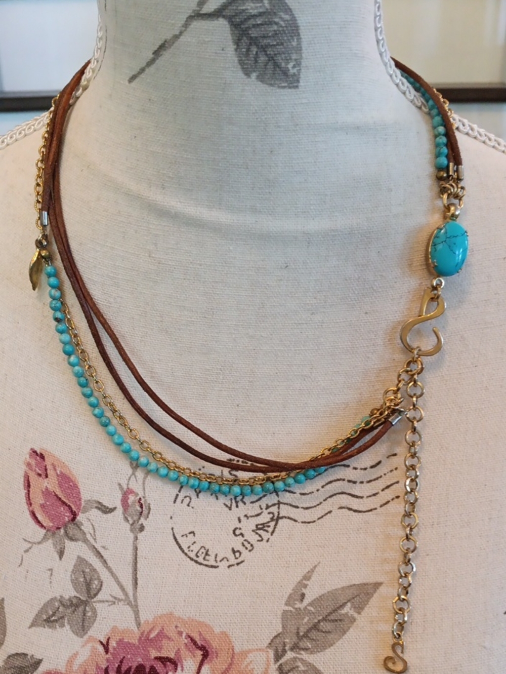 % Vintage Bohemian Multi-Strand Bead Rawhide and Chain Layered Necklace